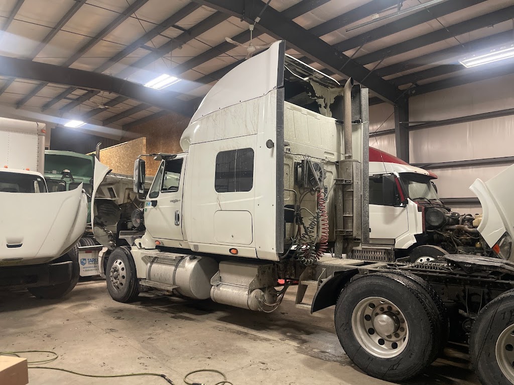 Aman truck and trailer repair | 35 Market Dr, Elmsdale, NS B2S 0C8, Canada | Phone: (902) 297-6781