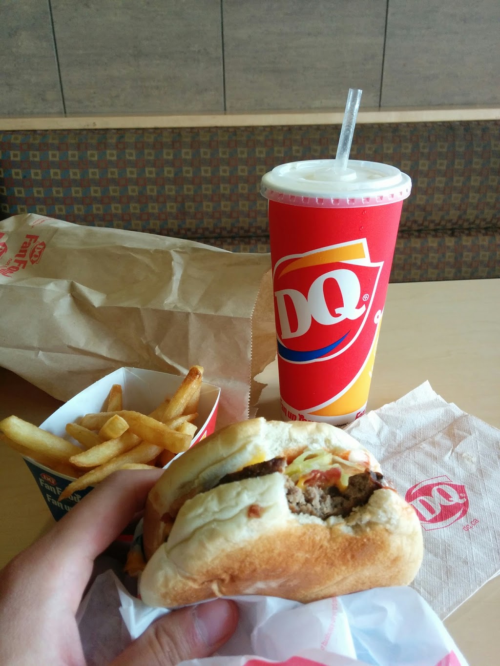 Dairy Queen Grill & Chill | 1919 Southland Dr SW, Calgary, AB T2W 0K1, Canada | Phone: (403) 252-1370