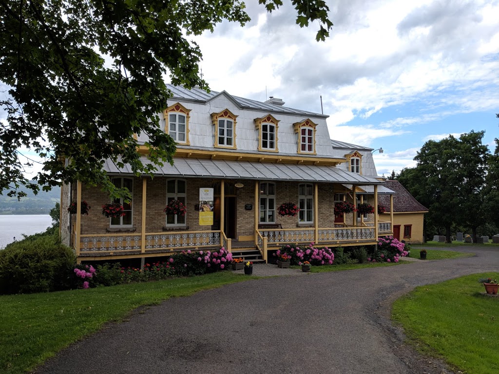 Parc des Ancêtres-de-lîle-dOrléans | Chemin Royal, Sainte-Famille, QC G0A 3P0, Canada