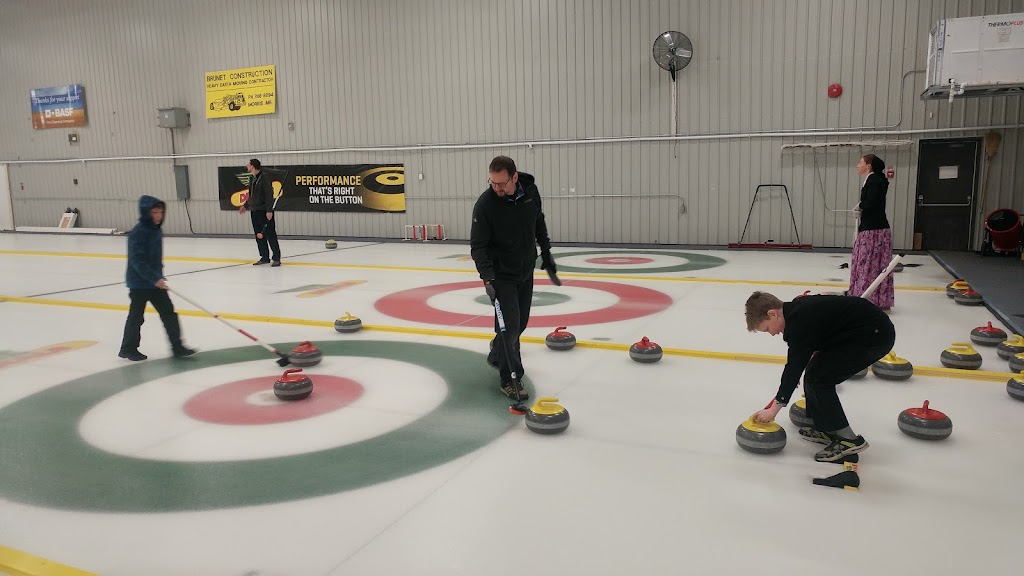 Morris Curling Club | 215 Montreal Ave, Morris, MB R0G 1K0, Canada | Phone: (204) 746-2271