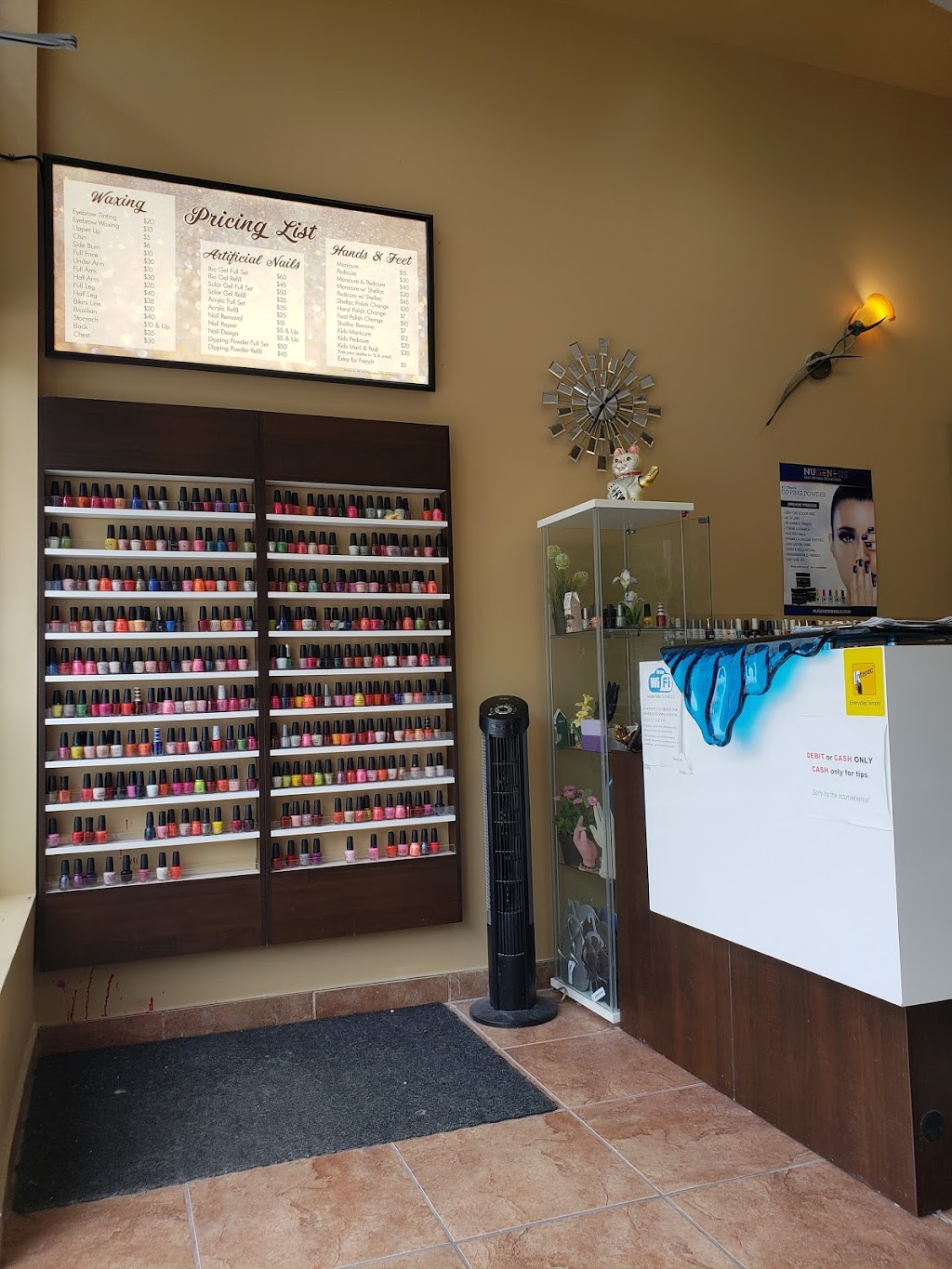 Instyle Nails & Spa | 3098 Carling Ave, Nepean, ON K2B 7K2, Canada | Phone: (613) 596-2112