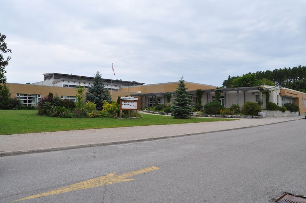 Bobcaygeon Public School | 30 Balaclava St, Bobcaygeon, ON K0M 1A0, Canada | Phone: (705) 738-5105