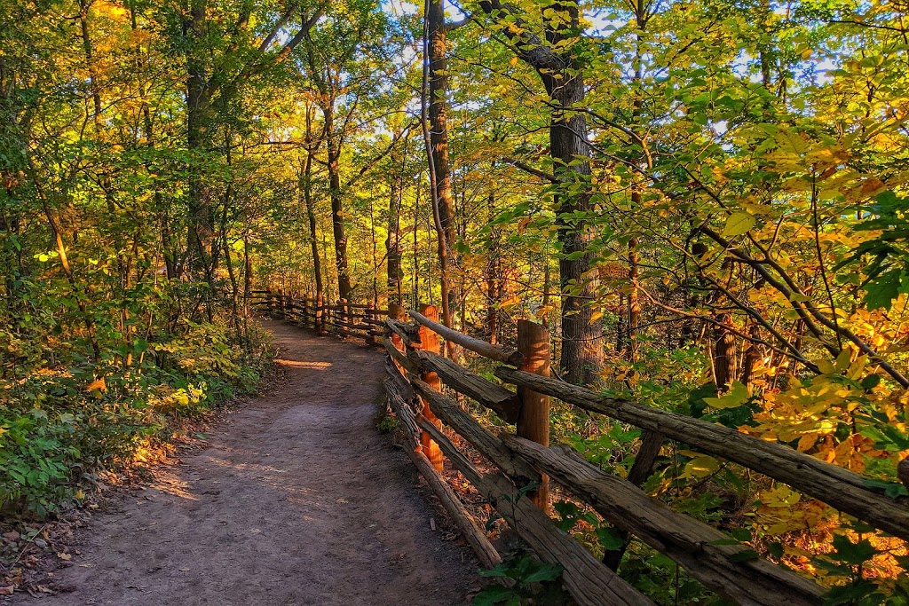 Dundas Peak (Reservation Required) | Harvest Rd, Dundas, ON L9H 5K7, Canada | Phone: (905) 628-3060