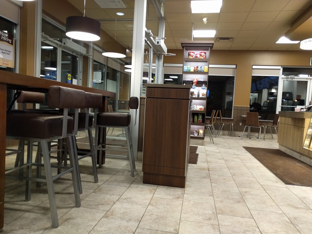 Tim Hortons | 17070 Leslie St, Newmarket, ON L3Y 8V8, Canada | Phone: (905) 853-7151