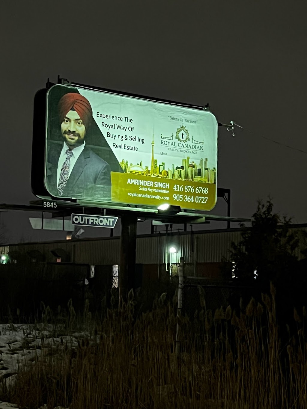 Amrinder Chahal Real Estate Services | 2896 Slough St Unit 1, Mississauga, ON L4T 1G3, Canada | Phone: (416) 876-6768