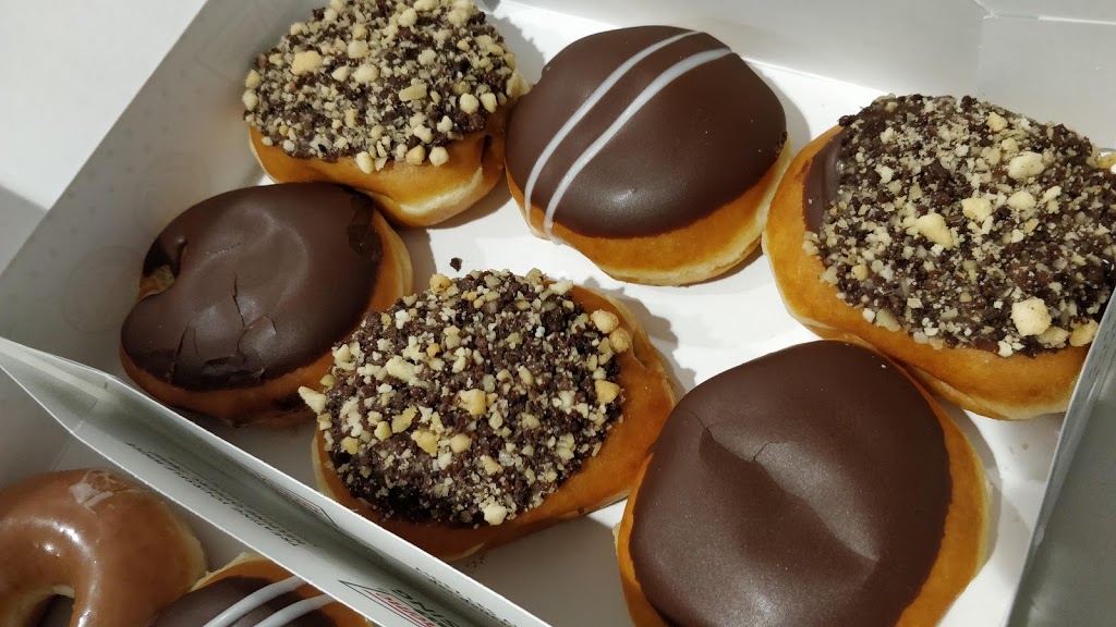 Krispy Kreme Doughnuts | 5920 Mavis Rd, Mississauga, ON L5V 2P5, Canada | Phone: (905) 826-2166