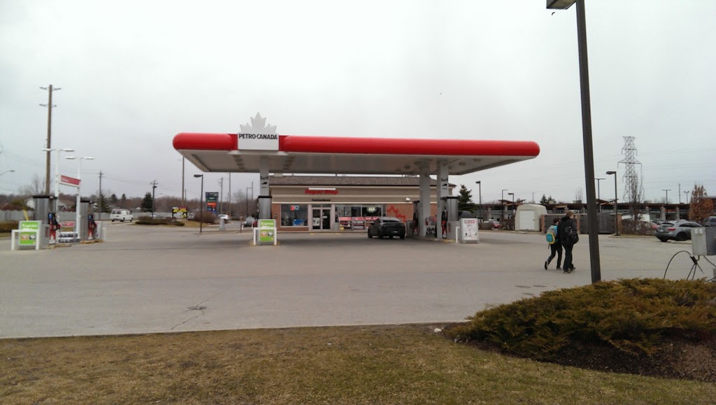 Petro-Canada | 440 Columbia St W, Waterloo, ON N2T 2W1, Canada | Phone: (519) 747-7715