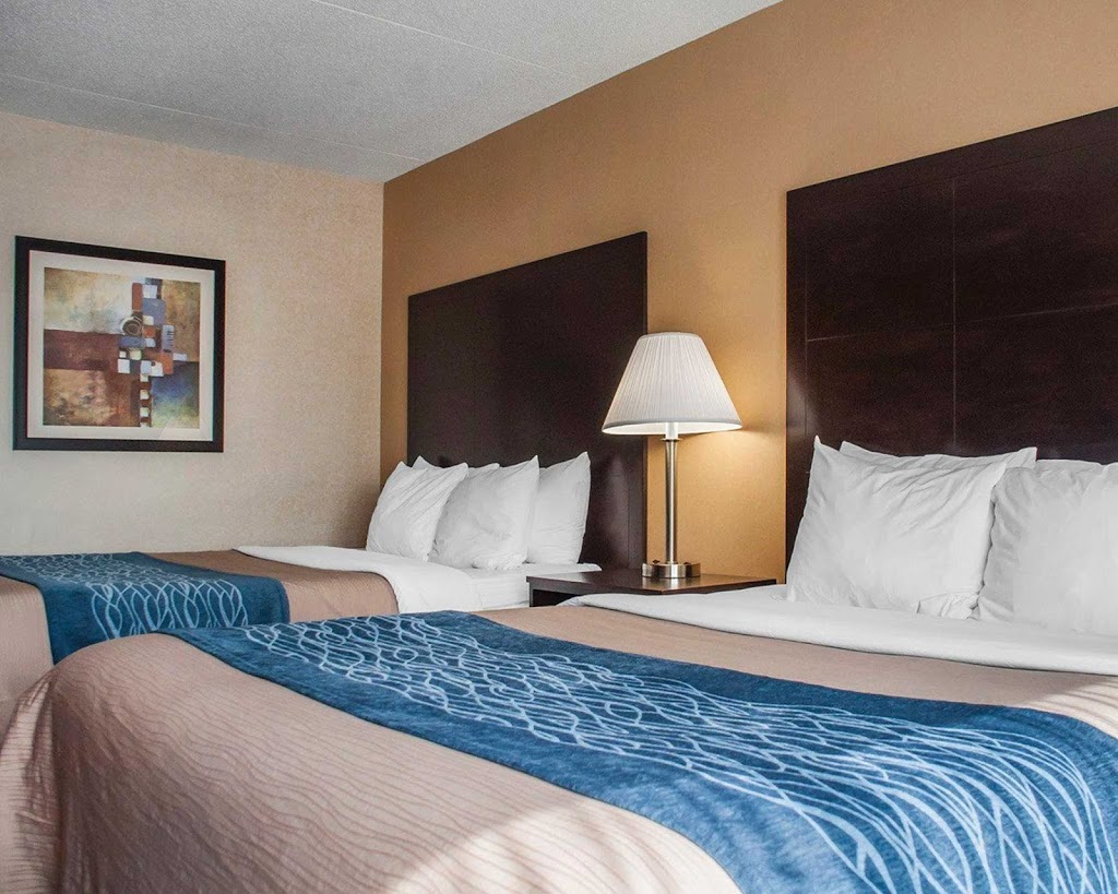 Comfort Inn | 100 Centennial Ave, St Thomas, ON N5R 5B2, Canada | Phone: (519) 633-4082