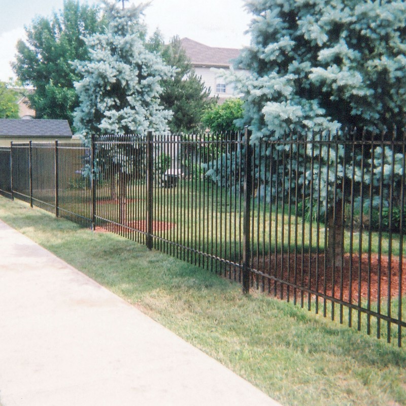 Borsellino Fencing Ltd | 31B Oak St, North York, ON M9N 0A4, Canada | Phone: (416) 248-5902