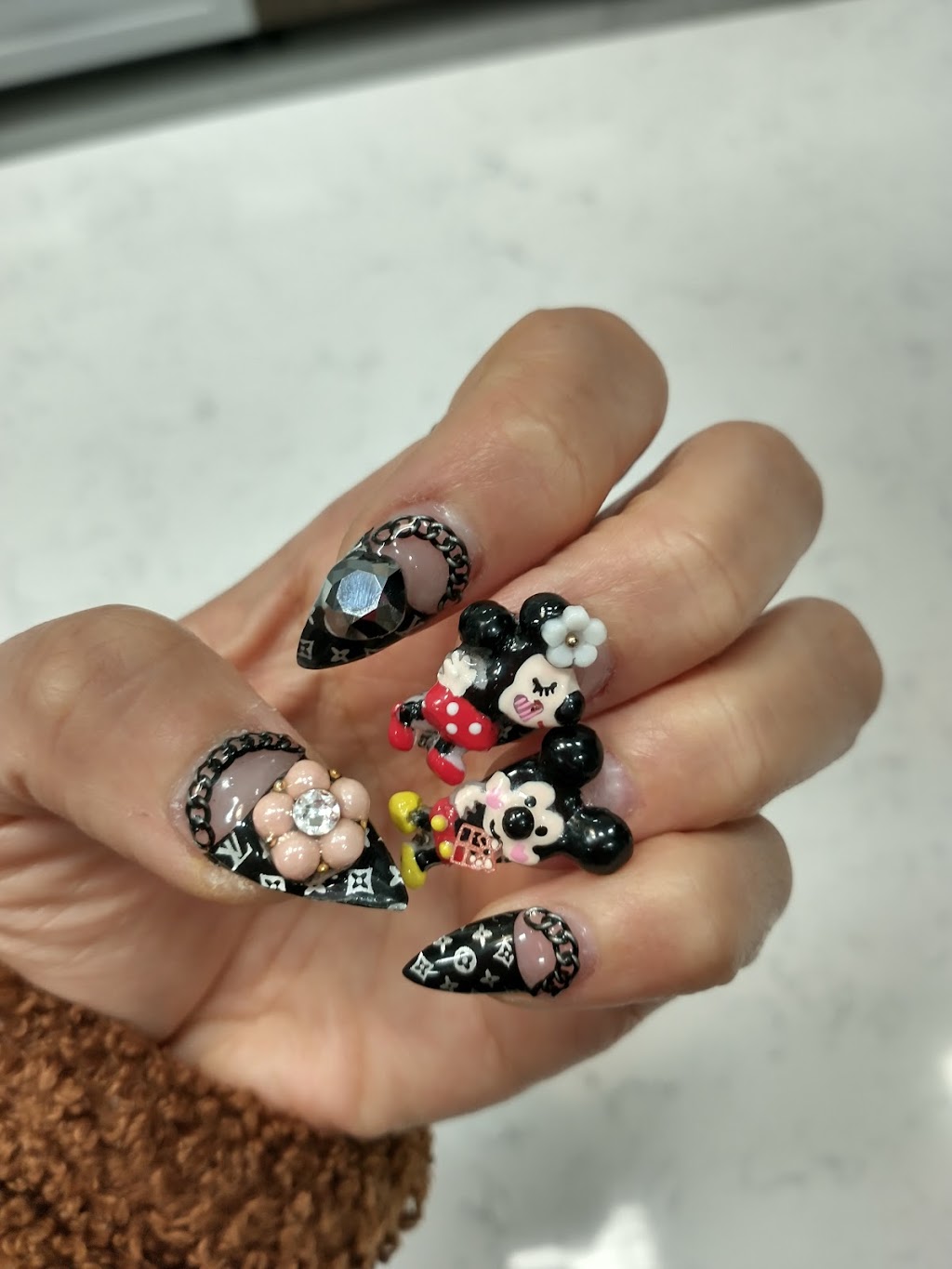 Nail Tree | 109 Lund St, Richmond Hill, ON L4C 5V3, Canada | Phone: (647) 719-8781