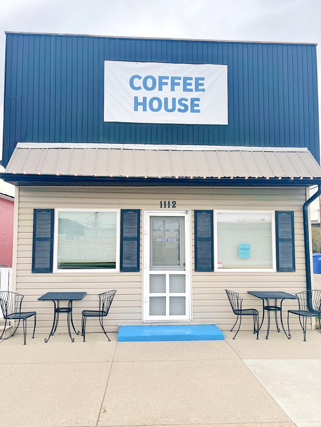 Magic Bean Coffee House | 1112 Osler St, Carstairs, AB T0M 0N0, Canada | Phone: (403) 771-5464