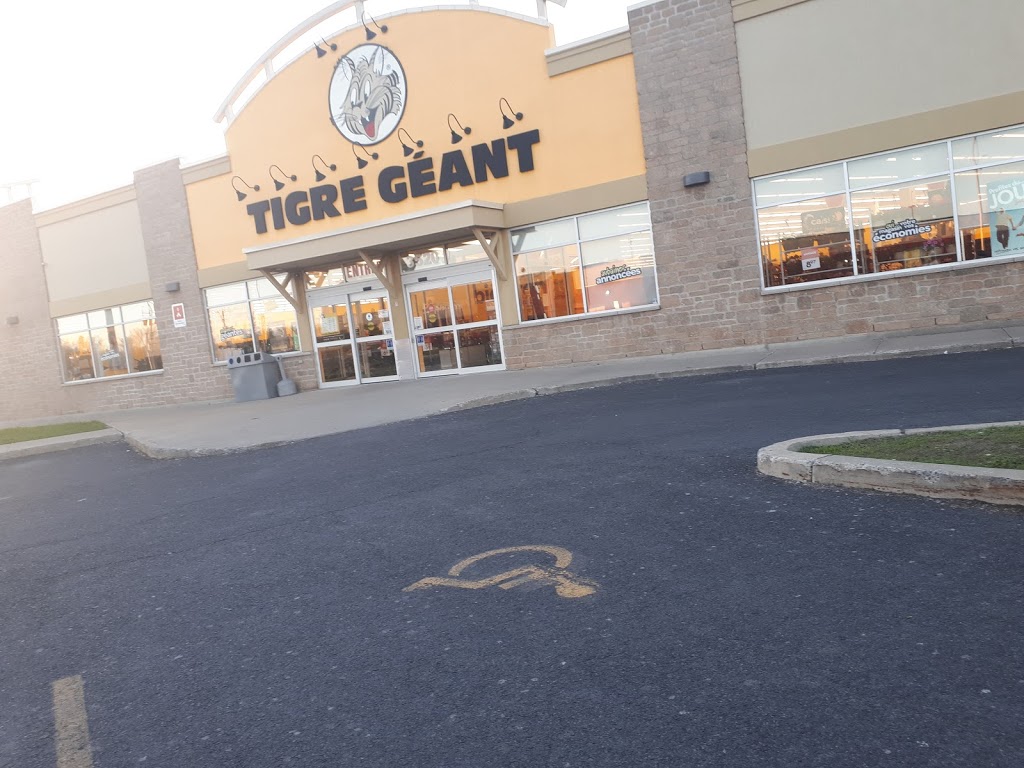 Tigre Géant | 3520 QC-132, Sainte-Catherine, QC J5C 1V9, Canada | Phone: (450) 638-7624