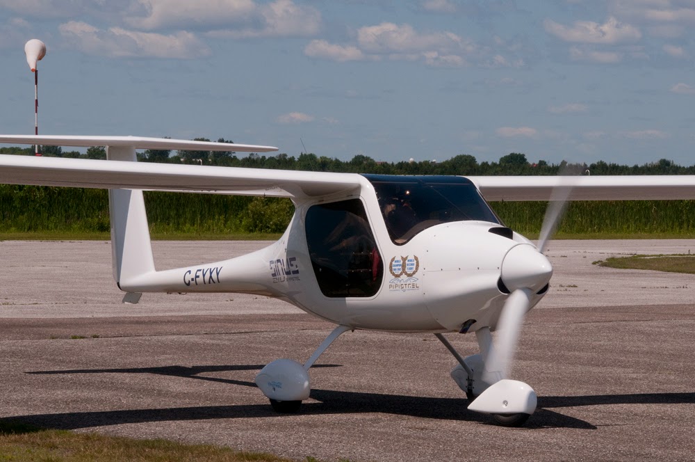 FYXY Glider | 1735 Av. de lAéroport, Saint-Hyacinthe, QC J2S 9A6, Canada | Phone: (450) 378-1530