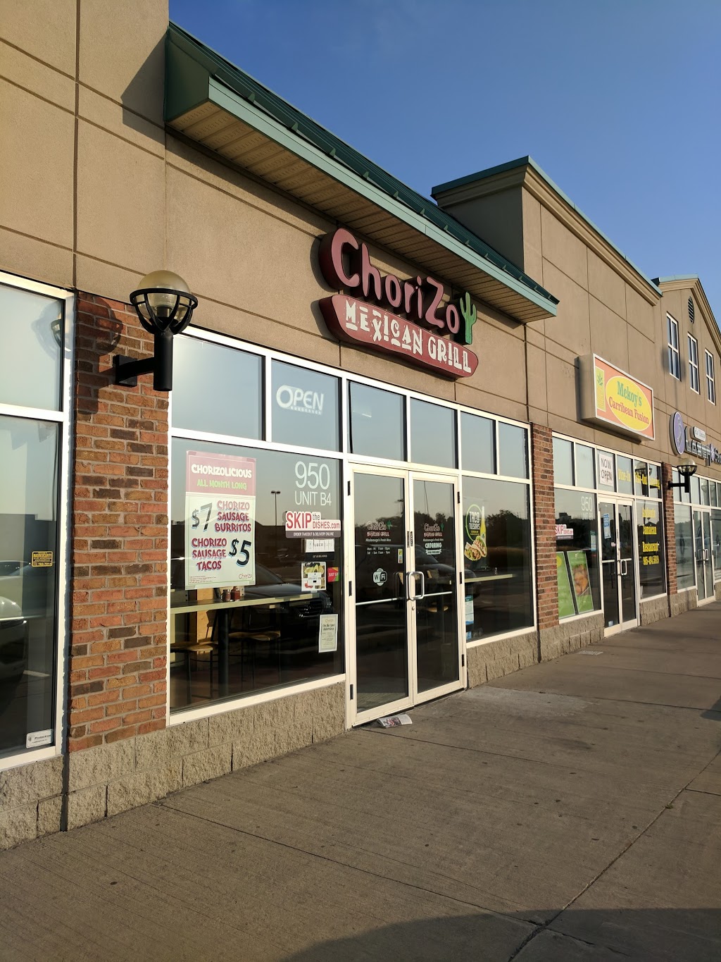 Chorizo Fresh Mex | Clarkson Crossing Shopping Centre, 950 Southdown Rd, Mississauga, ON L5J 2Y4, Canada | Phone: (905) 822-6988