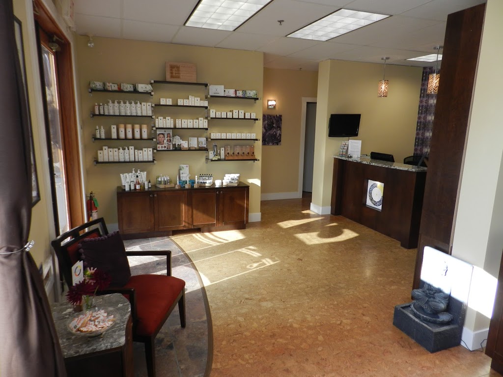 Nanaimo Elements Holistic Centre & Spa | 4551 Uplands Dr, Nanaimo, BC V9T 6M8, Canada | Phone: (250) 585-8768