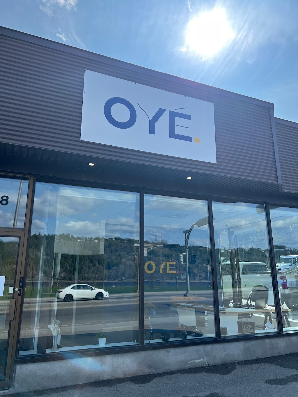 Oyé | 628 Bd du Saguenay O, Chicoutimi, QC G7J 1H4, Canada | Phone: (418) 543-6045