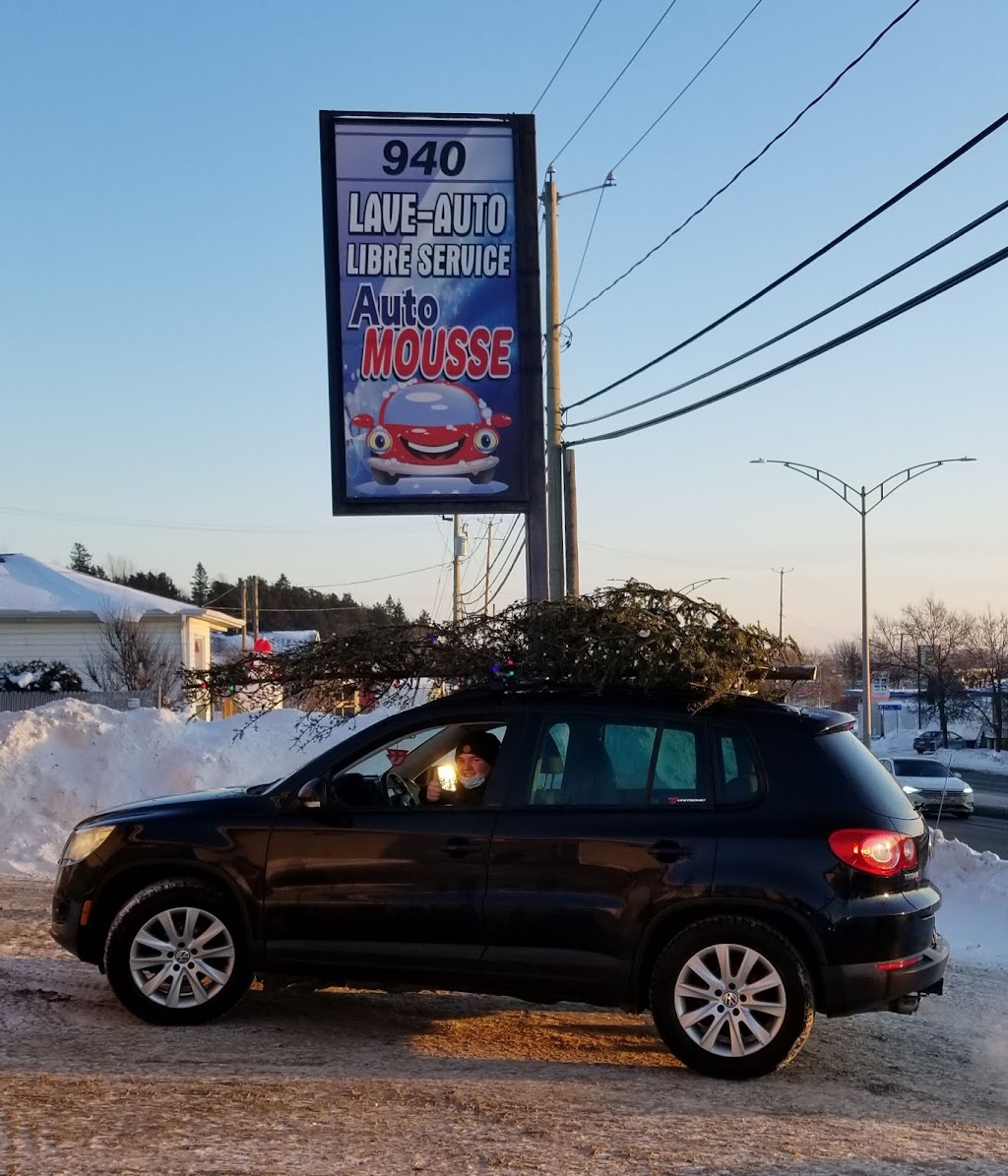 Lave-Auto Mousse | 940 Boul. Sainte-Geneviève, Chicoutimi, QC G7G 2G4, Canada | Phone: (418) 290-5631