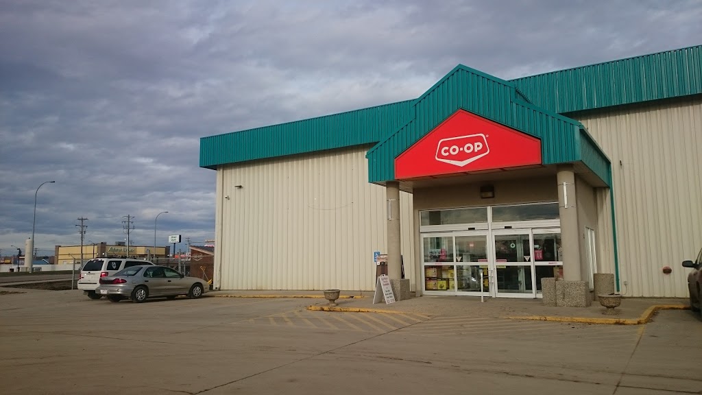 Co-op Home & Agro Centre | 4903 49 St, Barrhead, AB T7N 1A1, Canada | Phone: (780) 674-2201