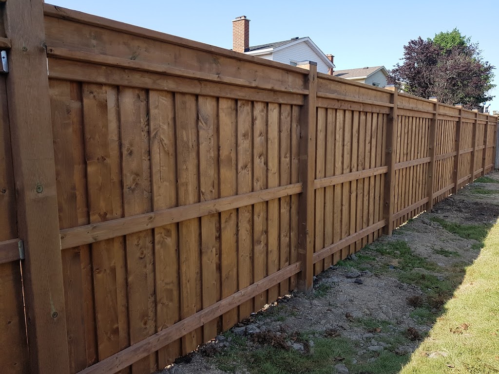 Robs Fencing inc | 7 Shellbark Ln, Thorold, ON L2V 0E7, Canada | Phone: (289) 668-6989