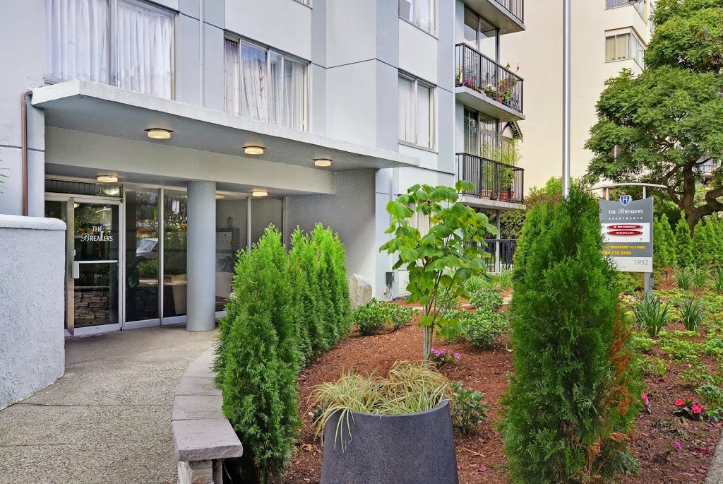 The Breakers Rental Apartment | 1952 Comox St, Vancouver, BC V6G 1R5, Canada | Phone: (604) 428-0372