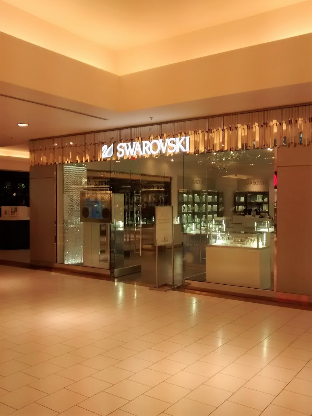 Swarovski Southgate Shopping Centre | 5015 111 St NW #41, Edmonton, AB T6H 4M6, Canada | Phone: (780) 702-1448