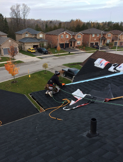 Highridge Roofing | 6 Black Ash Trail, Barrie, ON L4N 2S2, Canada | Phone: (705) 727-2082