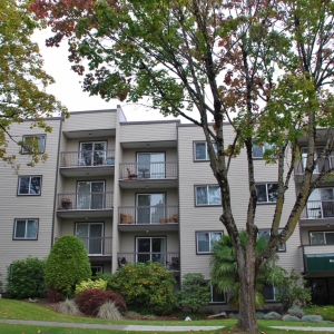 Huntington Court | 1323 W 71st Ave, Vancouver, BC V6P 6H5, Canada | Phone: (604) 727-9022