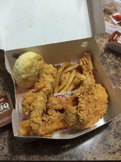 POPEYES CHICKEN BRAMALEA CITY CENTRE | 50 Peel Centre Dr, Brampton, ON L6T 3R5, Canada | Phone: (905) 793-8406