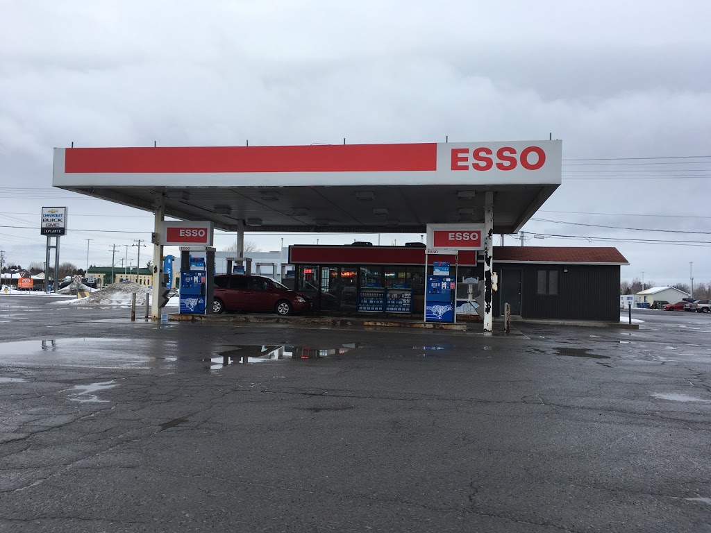 Esso | 2 Racine St, Casselman, ON K0A 1M0, Canada | Phone: (613) 764-3507