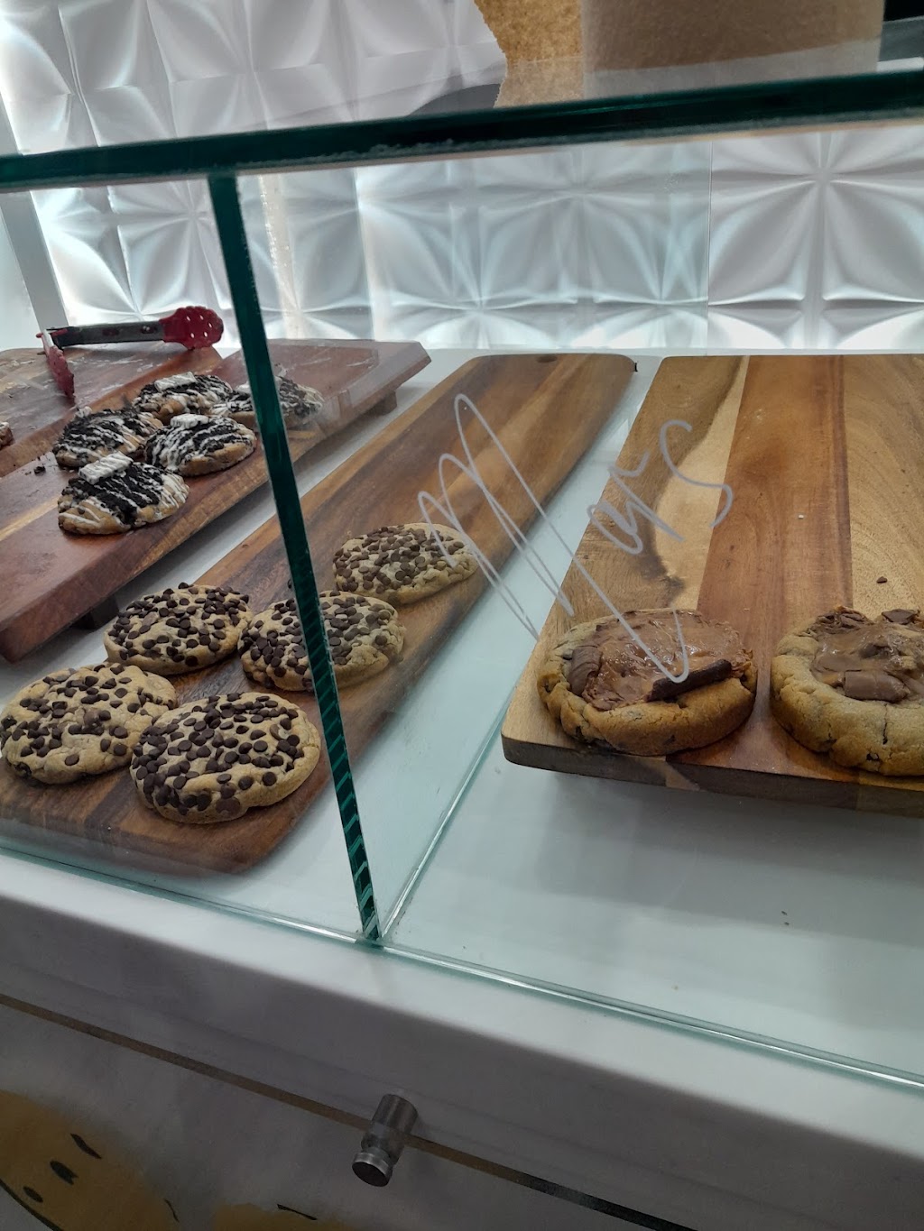 The Cookie Place | 775 Southdale Rd E, London, ON N6E 1R9, Canada | Phone: (519) 204-1100