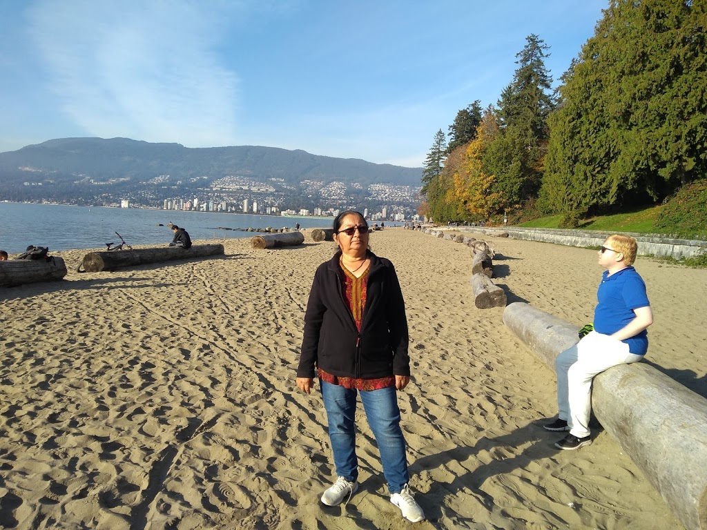 Zeus Beach | Burrard Inlet, Vancouver, BC, Canada | Phone: (778) 668-5532