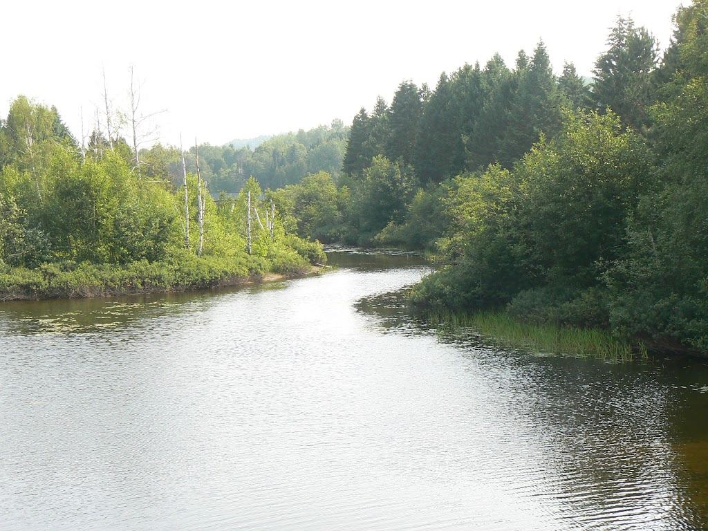 Motel Manoir sur le Lac | 1708 Bd Fernand Lafontaine, Rivière-Rouge, QC J0T 1T0, Canada | Phone: (819) 275-3514