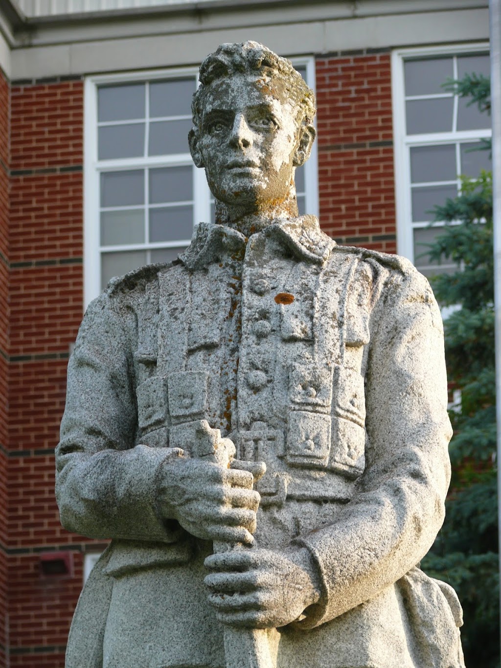 Kemptville Cenotaph | Prescott St, Kemptville, ON K0G 1J0, Canada