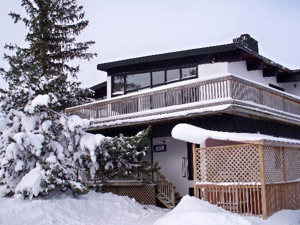 Tyrolean Village Resorts Chalet Rental 147 Tyrolean | 147 Tyrolean Ln, The Blue Mountains, ON L9Y 0N7, Canada | Phone: (705) 445-1467