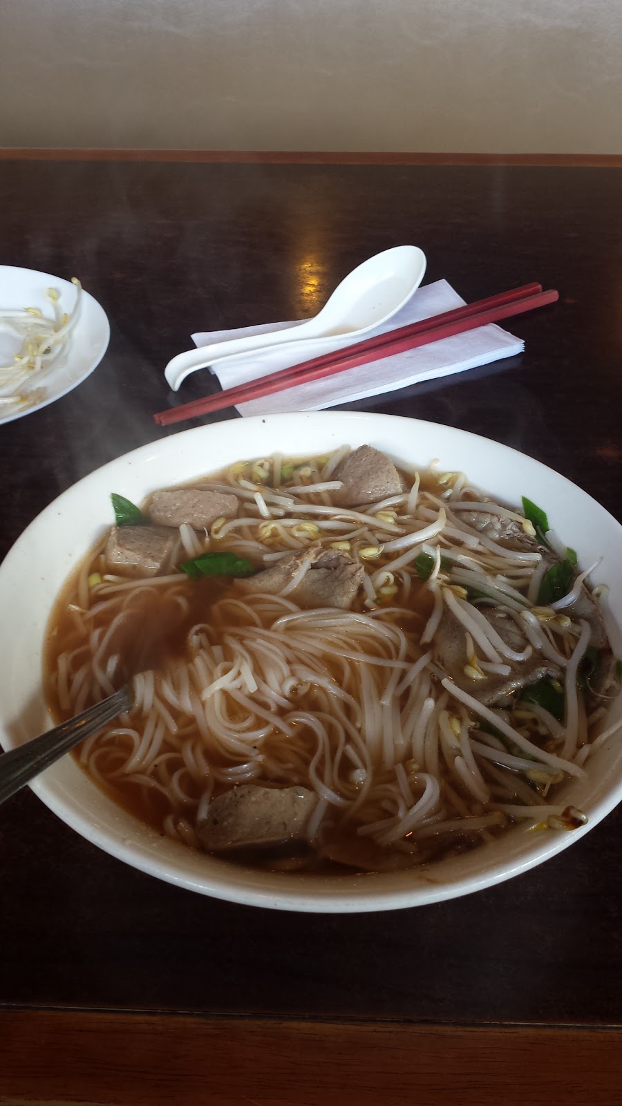 Pho Maxima Restaurant | 822 Twentieth St, New Westminster, BC V3M 4W8, Canada | Phone: (604) 759-3669