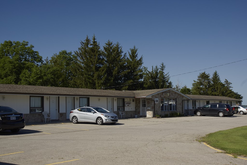 Countryside Motel | 3343 Egremont Dr, Strathroy, ON N7G 3H6, Canada | Phone: (519) 245-0333