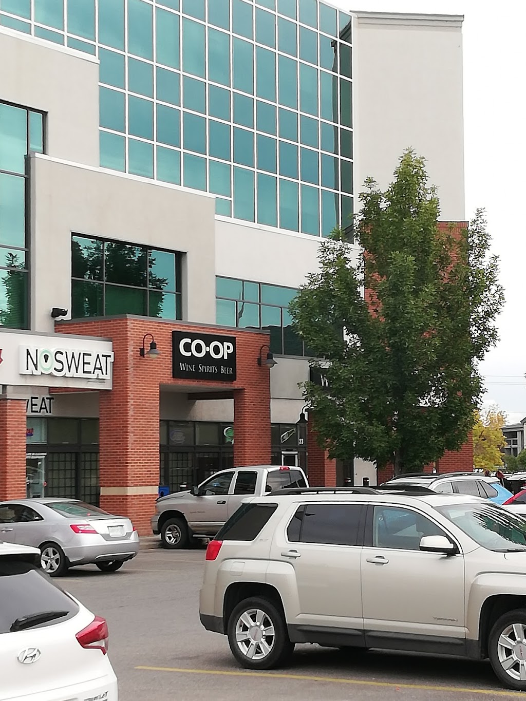 Calgary Co-op Macleod Trail Wine Spirits Beer | 8720 Macleod Trail SW #23, Calgary, AB T2H 3A5, Canada | Phone: (403) 299-4288