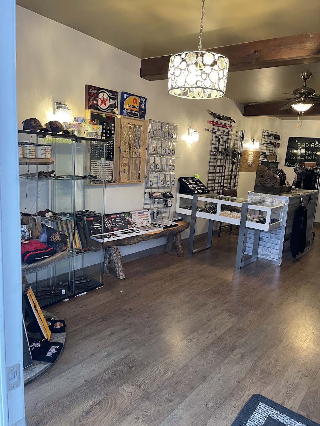 Bad Ass Den | 83 Bolton St, Bobcaygeon, ON K0M 1A0, Canada | Phone: (647) 888-2964