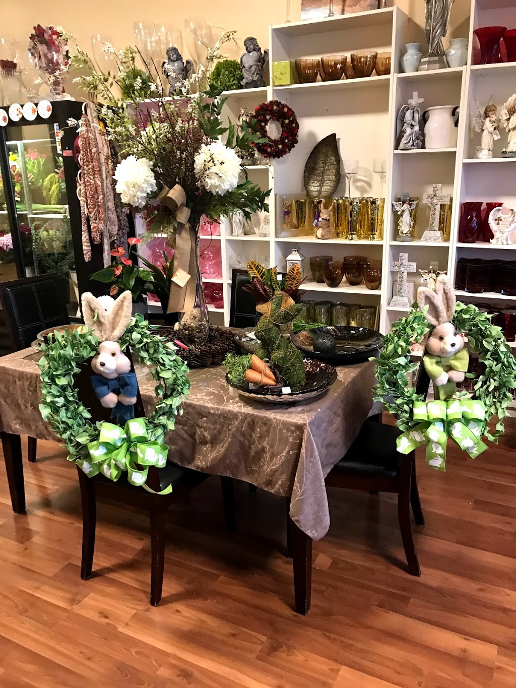 Authentic Floral Design | 11400 Tecumseh Rd E Unit 3, Windsor, ON N8N 1L7, Canada | Phone: (519) 956-8816