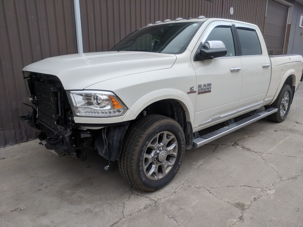 Highway 9 Auto Collision | 84 Magnum Dr, Schomberg, ON L0G 1T0, Canada | Phone: (905) 939-2600