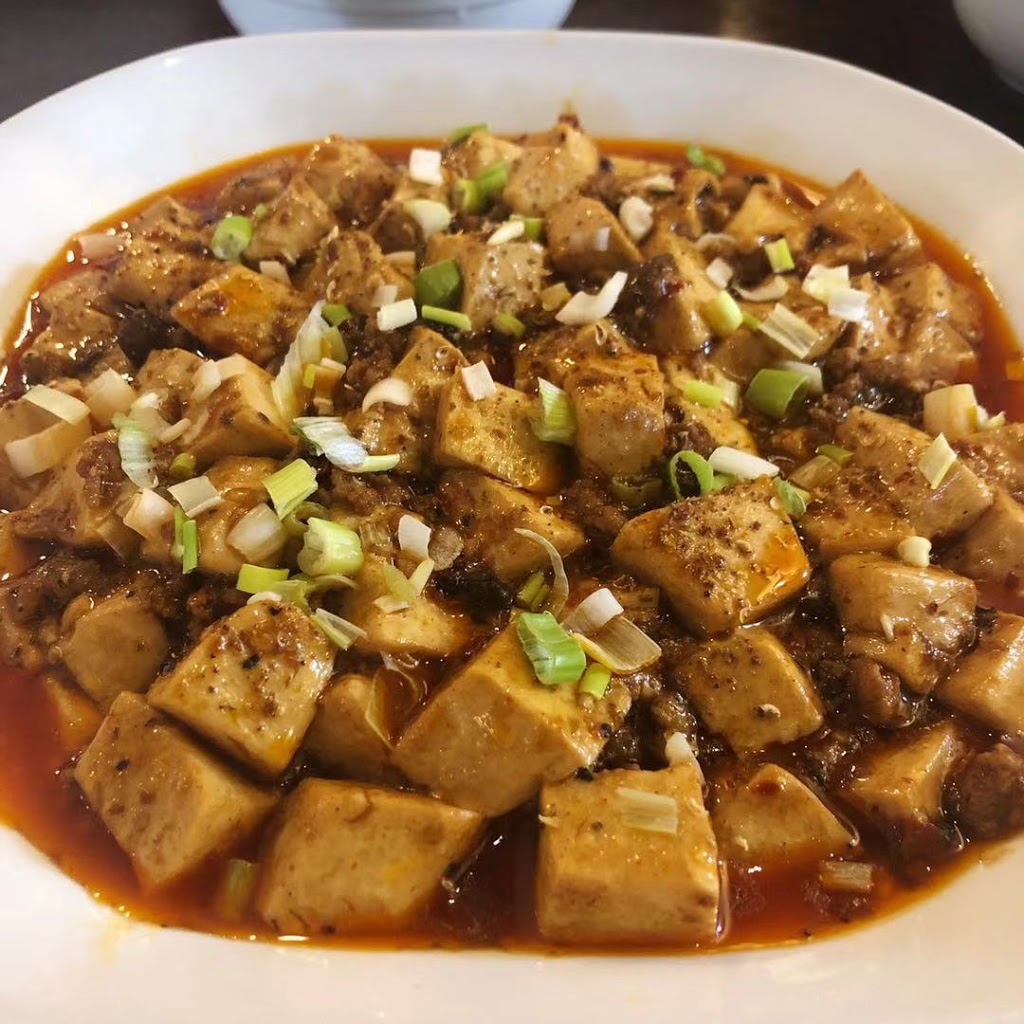 Szechuan Cuisine II | 380 Lakeshore Rd E, Mississauga, ON L5G 1H5, Canada | Phone: (905) 278-0088