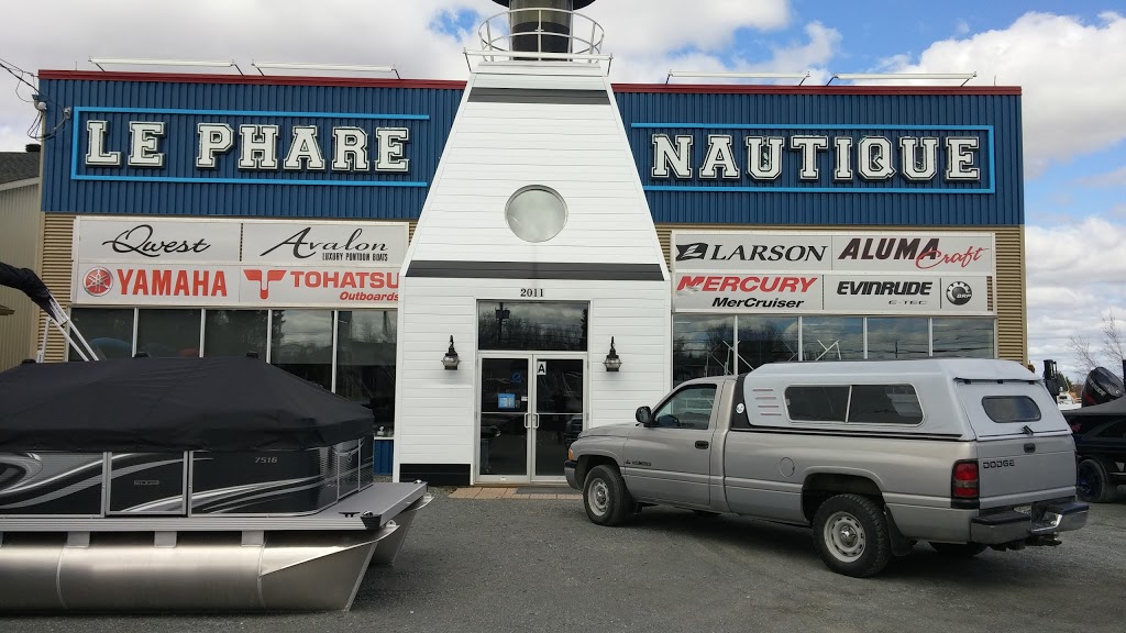 Le Phare Nautique | 2011 QC-222, Saint-Denis-de-Brompton, QC J0B 2P0, Canada | Phone: (819) 846-2240