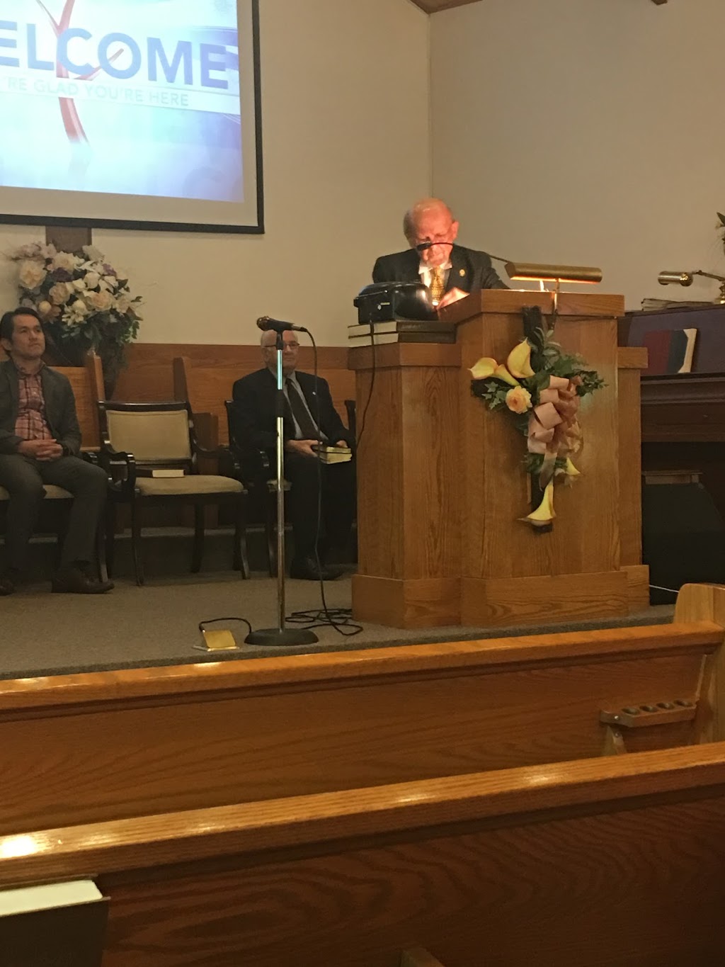Leamington Seventh Day Adventist Community Church | 220 Erie St N, Leamington, ON N8H 3A4, Canada | Phone: (519) 322-1644