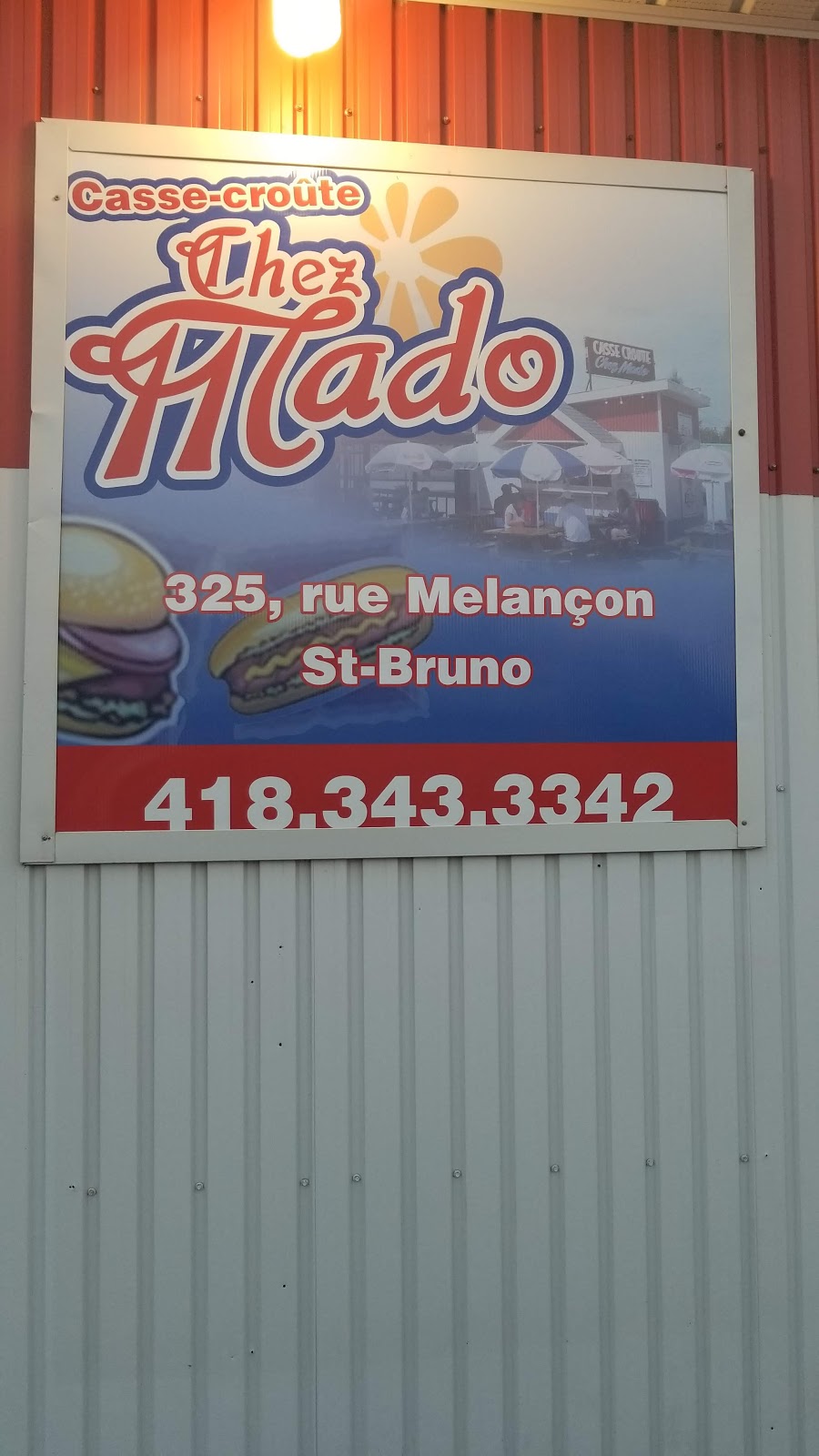 Casse-croûte Chez Mado | 325 Rue Melançon, Saint-Bruno, QC G0W 2L0, Canada | Phone: (581) 717-1312