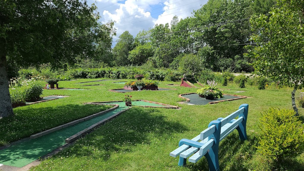 Gypsy Mini Golf | 11463 Nova Scotia Trunk 3, Lunenburg, NS B0J 2C0, Canada | Phone: (902) 521-0102