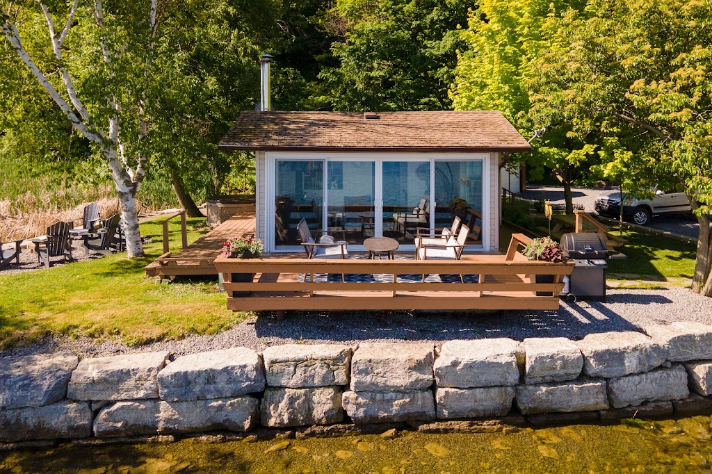 Peaceful Peninsula Cottage | 12C Pickerel Point Rd, Milford, ON K0K 2P0, Canada | Phone: (613) 471-1781