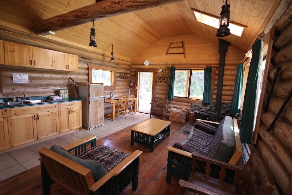 Chaunigan Lake Lodge | H4PC+6W, Cariboo J, BC V0L 1X0, Canada | Phone: (888) 879-8885