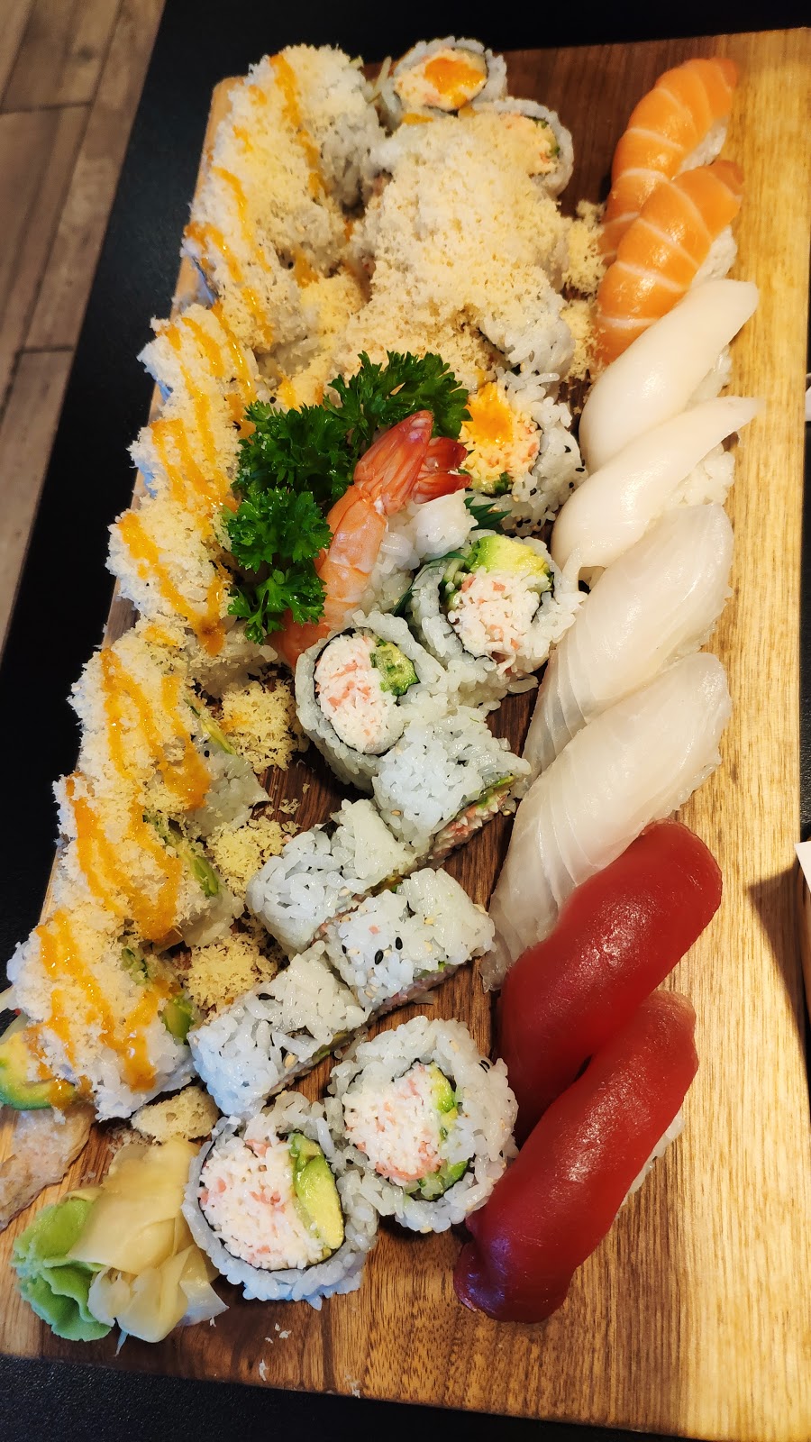 Sushi Zuki | 2030 Eglinton Ave W, York, ON M6E 2K3, Canada | Phone: (647) 352-2030