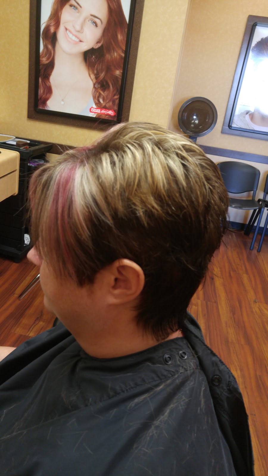 First Choice Haircutters | 304 Colonnade Dr, Kemptville, ON K0G 1J0, Canada | Phone: (613) 258-0886