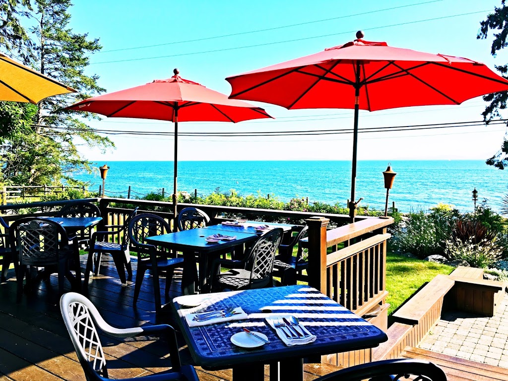 Chasters Restaurant | 1532 Ocean Beach Esplanade, Gibsons, BC V0N 1V5, Canada | Phone: (604) 886-8956